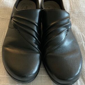 Clarks Collection Black Leather 7.5 Wide